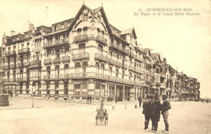 Duinbergen-sur-mer La Digue et le grand Hôtel Pauwels
