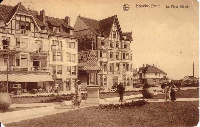 Knocke-Zoute - La place Albert