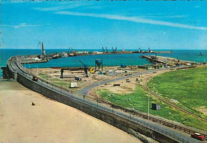 Zeebrugge - De havendam