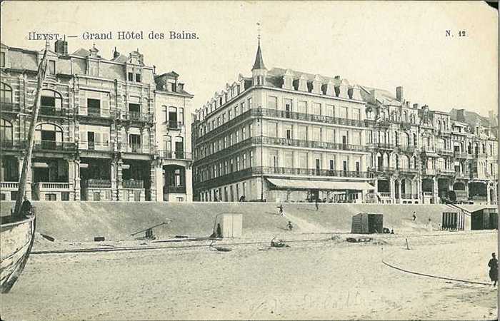 Heyst-sur-Mer - Hôtel des Bains et partie de la Digue