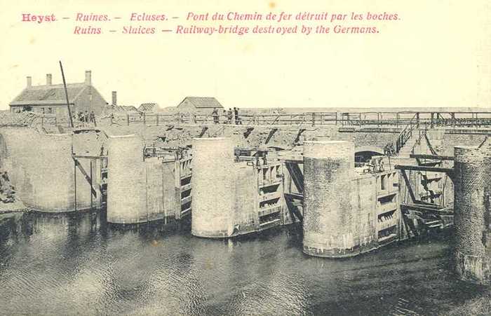 Heyst - Ruines - Ecluses - Pont du Chemin de fer détruit par les boches