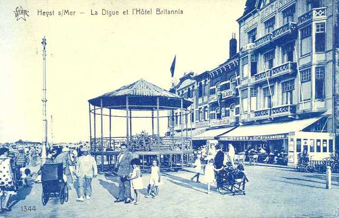 Heyst s/Mer - La Digue et l'Hôtel Britannia