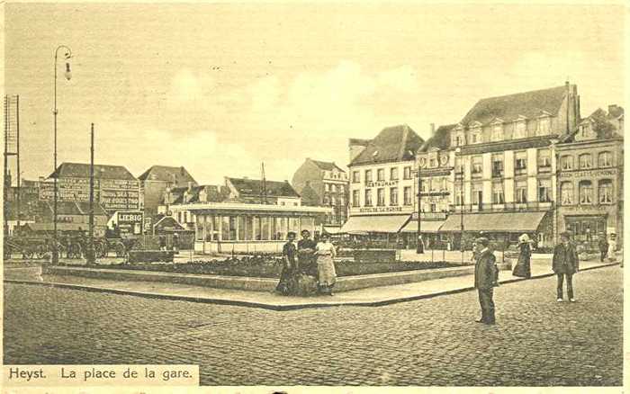 Heyst - La Place de la Gare