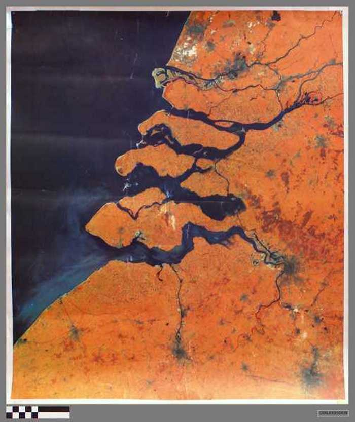 Satelietfoto van België en Nederland