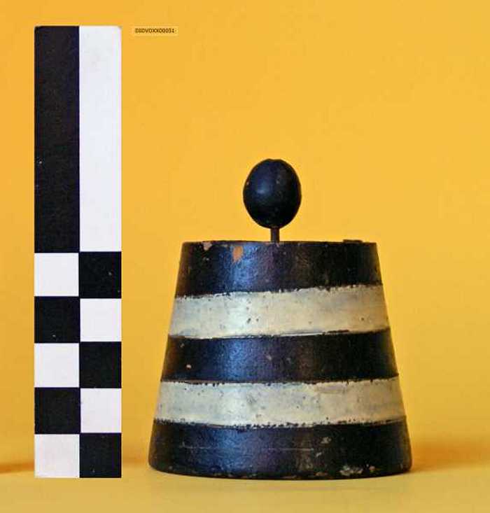 Miniatuur van boei van het lateraal stelsel, werd gebruikt onder Nederlandse kust en Groot-Brittannië.