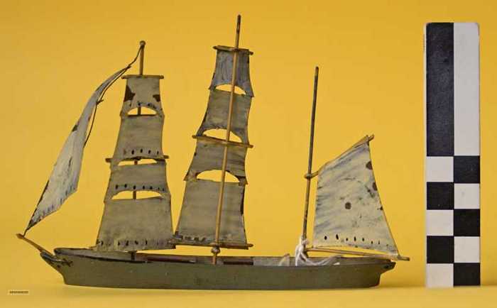 Maquette bootje. Internationaal Reglement Ter Voorkoming van Aanvaring op Zee.