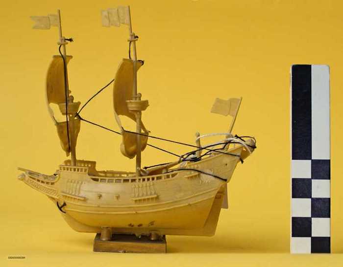 Maquette bootje. Internationaal Reglement Ter Voorkoming van Aanvaring op Zee.