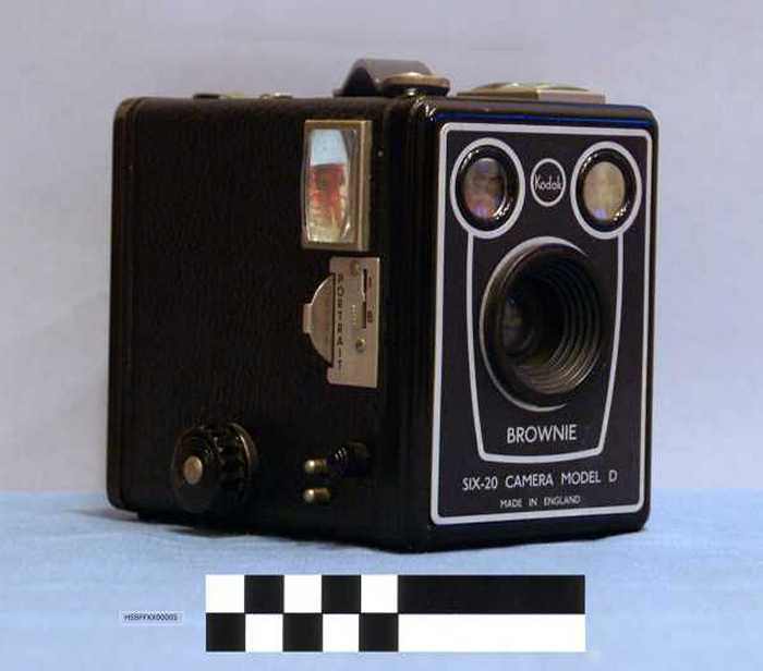 Kodak camera Brownie SIX-20