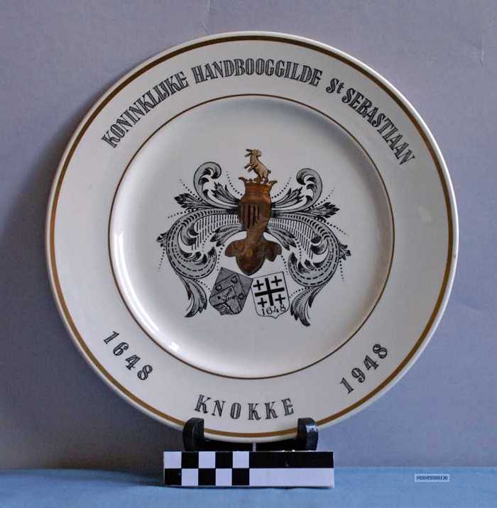 Sierbord Koninklijke Handbooggilde Sint-Sebastiaan - 1648-1948