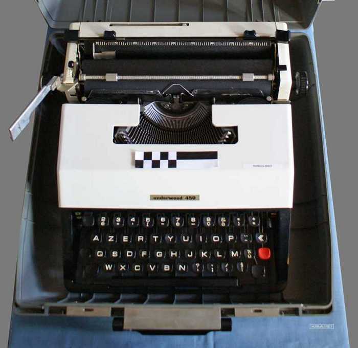 Mechanische schrijfmachine Underwood 450.