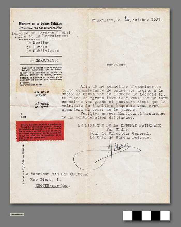 Brief van Ministerie van Landsverdedeging aan VAN STEENE Oscar betreffende het Ridderkruis in de Orde van Leopold II