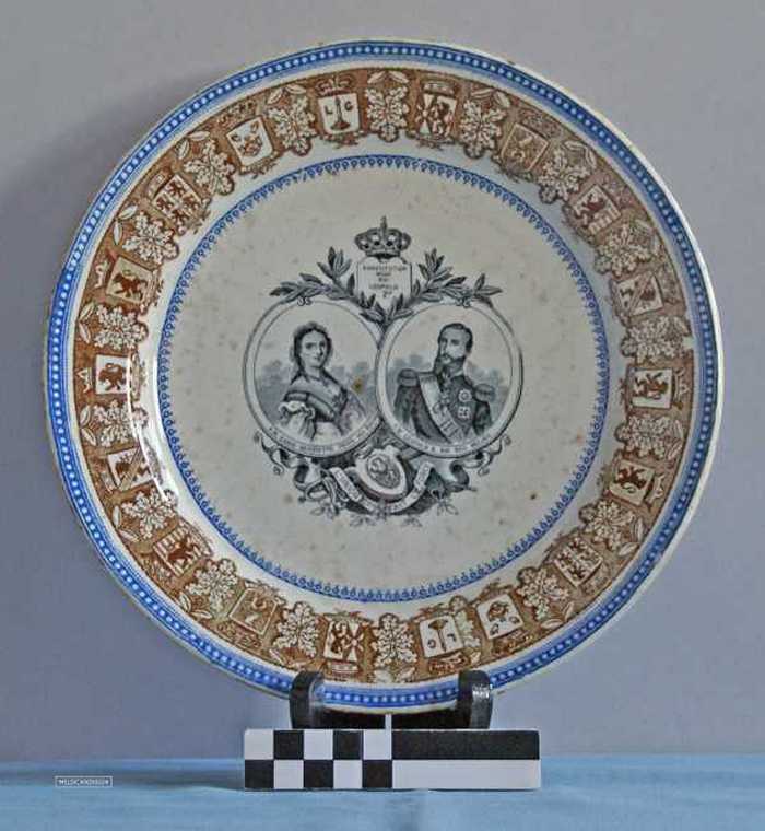 Sierbord Kon. Leopold II en Marie-Henriette