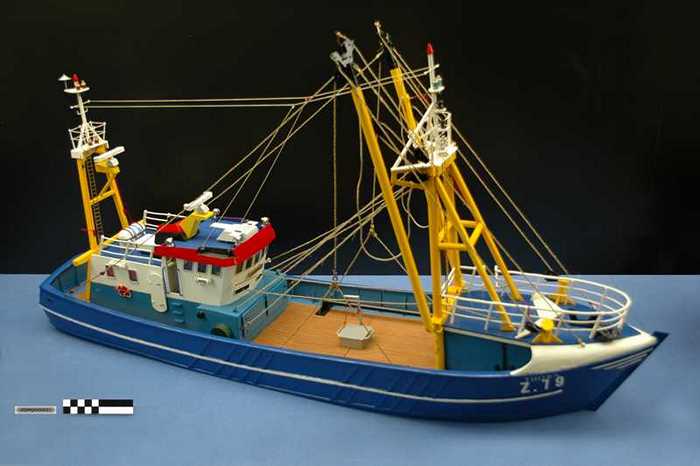 Vissersvaartuig - Bokkentreiler: Thorn -  Z.79