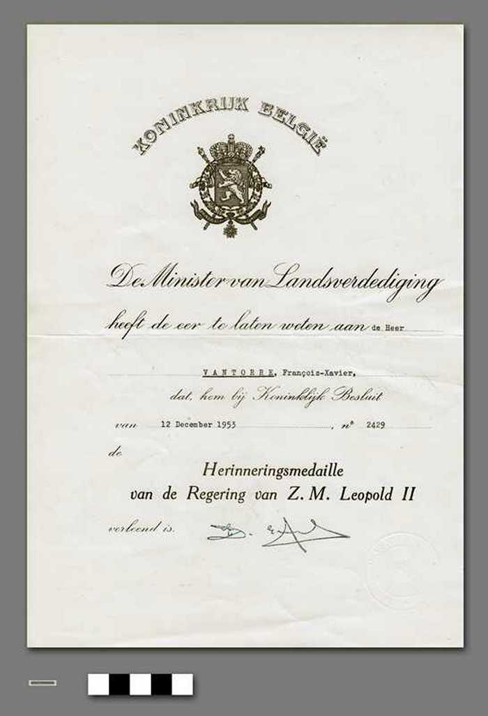 Kennisgeving ontvangst Herinneringsmedaille van de Regering van Z.M. Leopold II voor Vantorre Frans