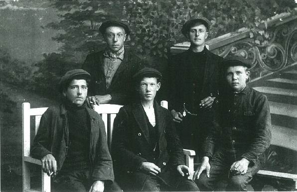 Vijf kameraden die op 29 mei 1917 naar Holland gevlucht zijn